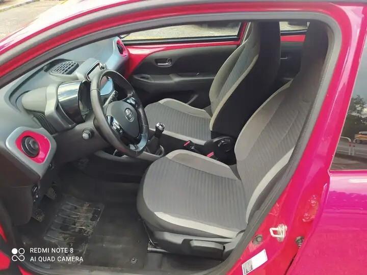 Toyota Aygo Connect 1.0 VVT-i x-cite