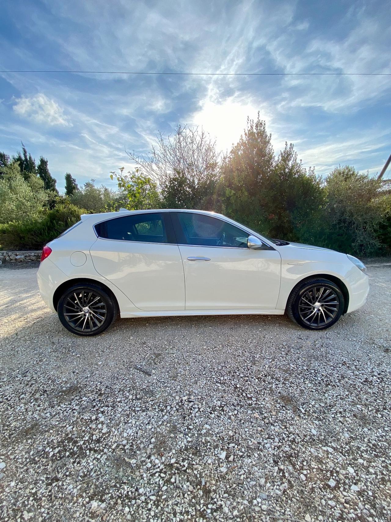 Alfa Romeo Giulietta 2.0 JTDm-2 170 CV Distinctive