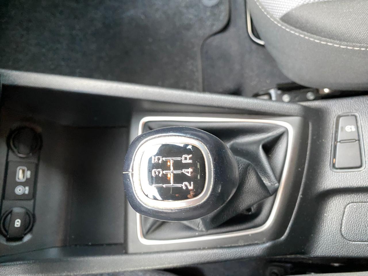 Hyundai i20 1.2 5 porte Econext Tech KM CERTIFICATI --Pacchetti auto per commercianti ---