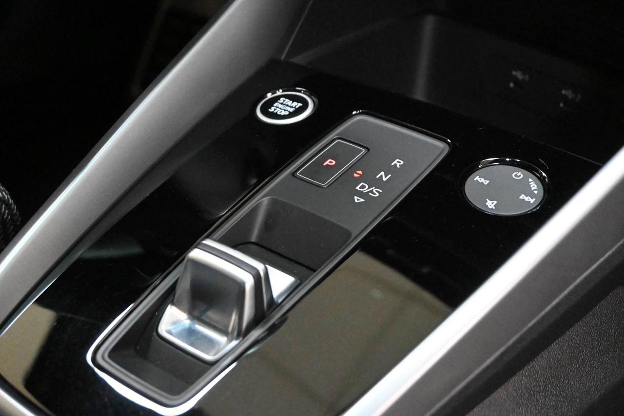 AUDI A3 4ª serie A3 SPB 35 TFSI S tronic S lin...