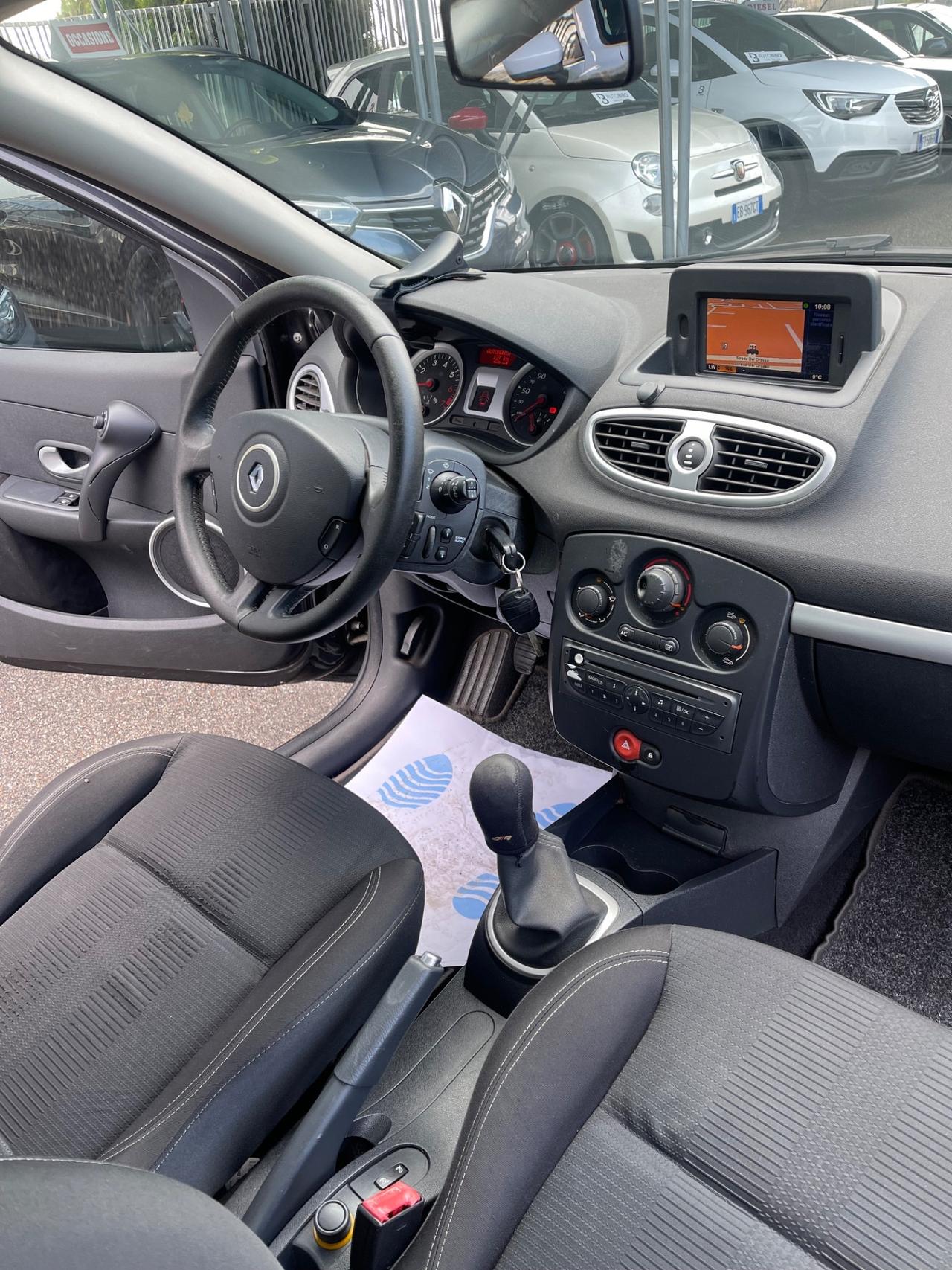 Renault Clio 1.2 16V 5 porte Luxe