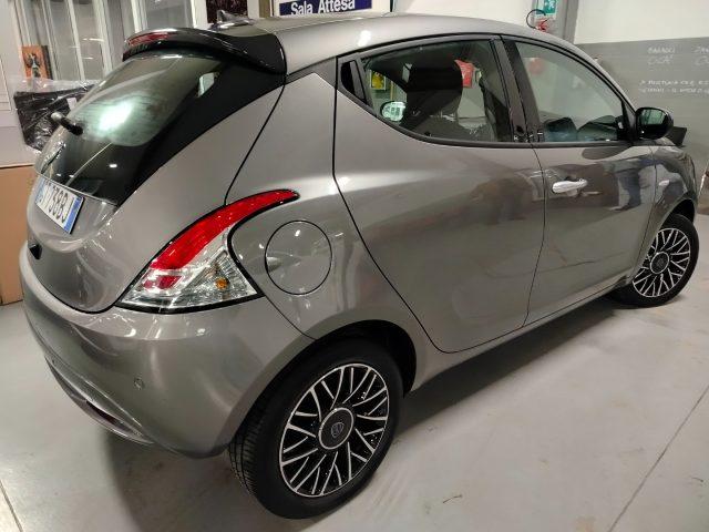 LANCIA Ypsilon 1.0 70cv Hybrid Platino PROMO