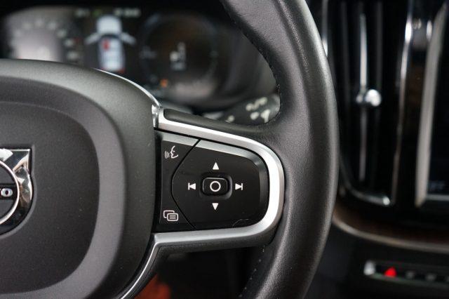 VOLVO XC60 T6 Recharge Plug-in Hybrid AWD Inscription Express