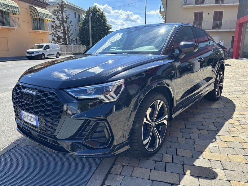 Audi Q3 Sportback 40 2.0 tdi S line Black edition quattro 200cv s-tronic