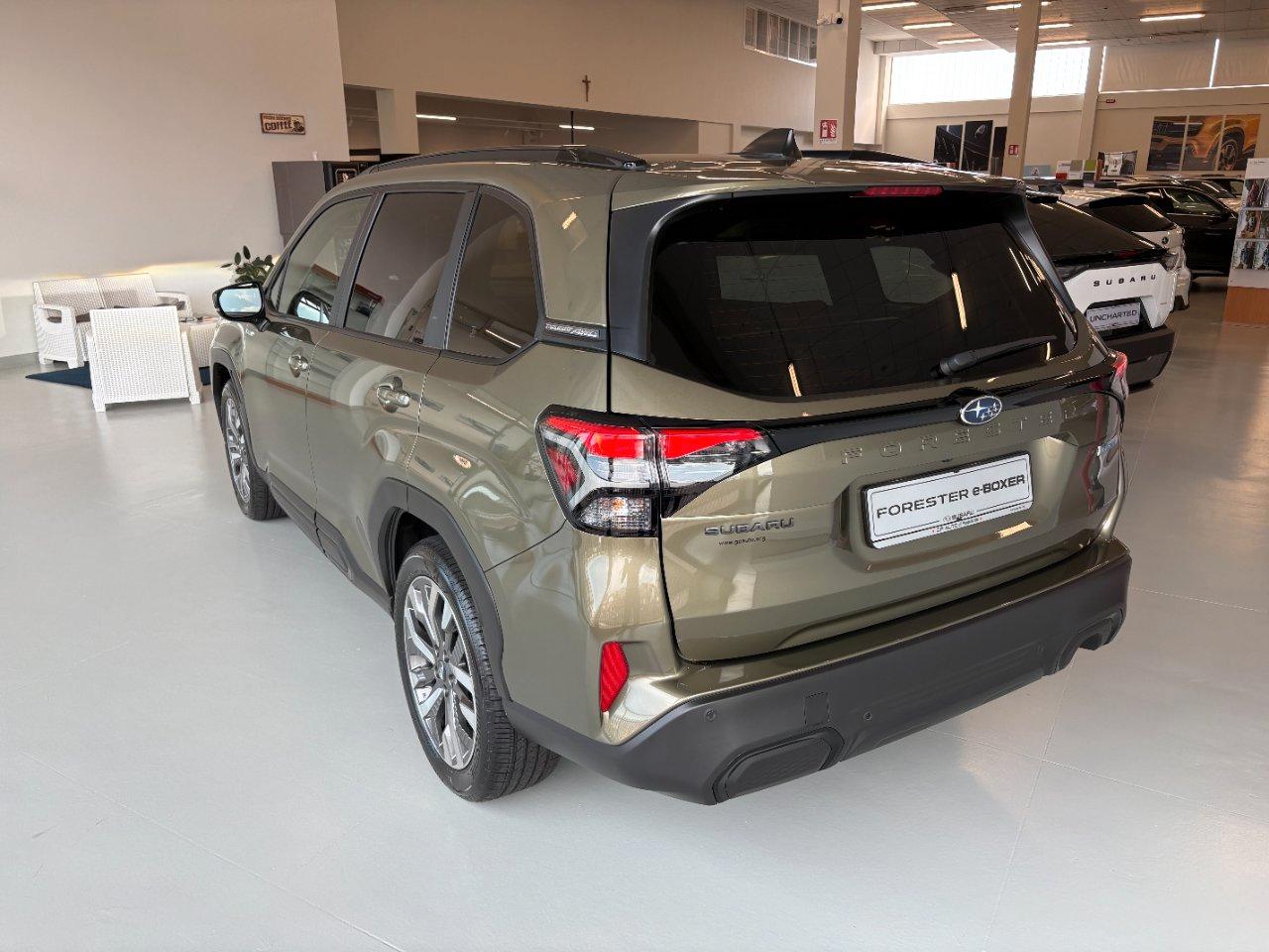 Subaru Forester 2.0i e-boxer Premium lineartronic