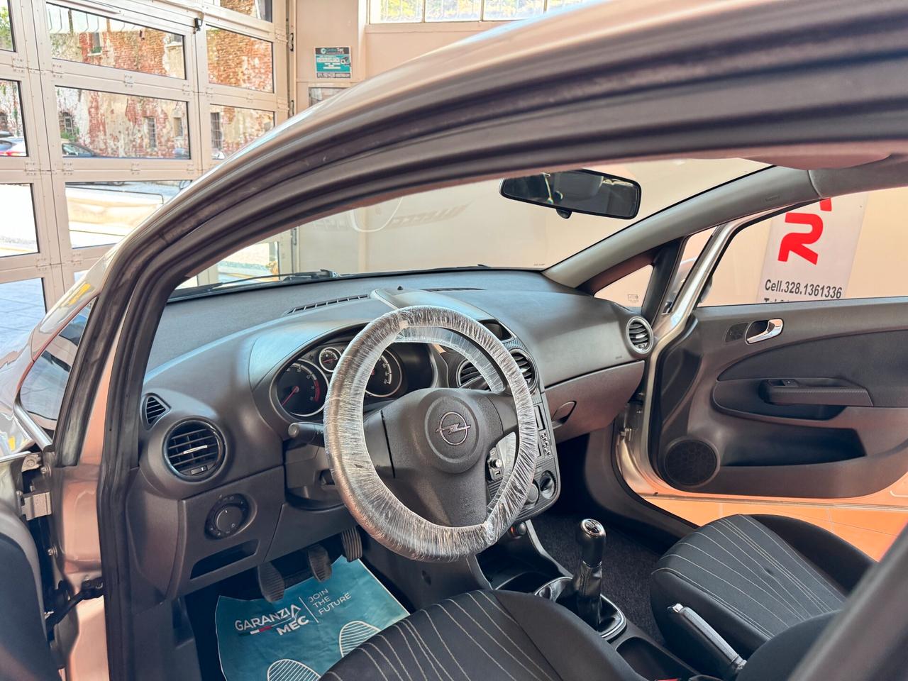 Opel Corsa 1.2 5 porte Enjoy