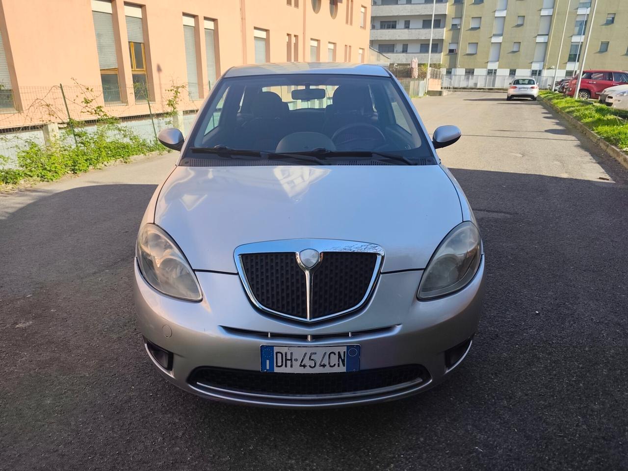 Lancia Ypsilon 1.2 Benz euro 4 cinghia fatta