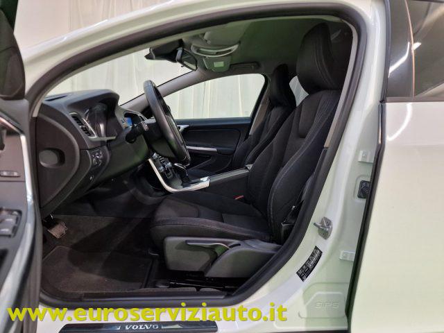 VOLVO V60 D2 1.6 Powershift Kinetic N1