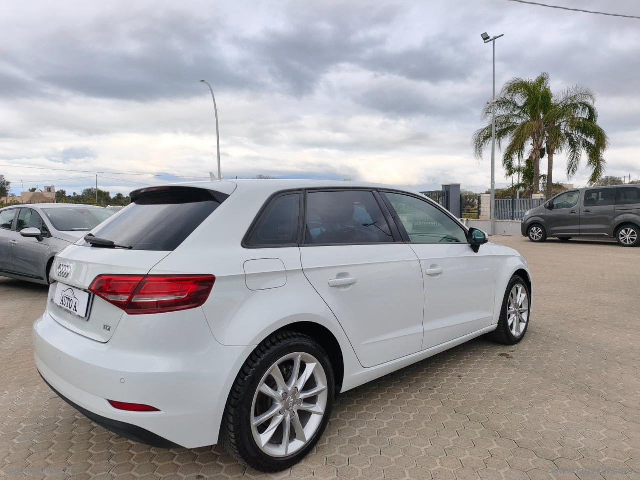 AUDI A3 SPB 1.6 TDI Sport