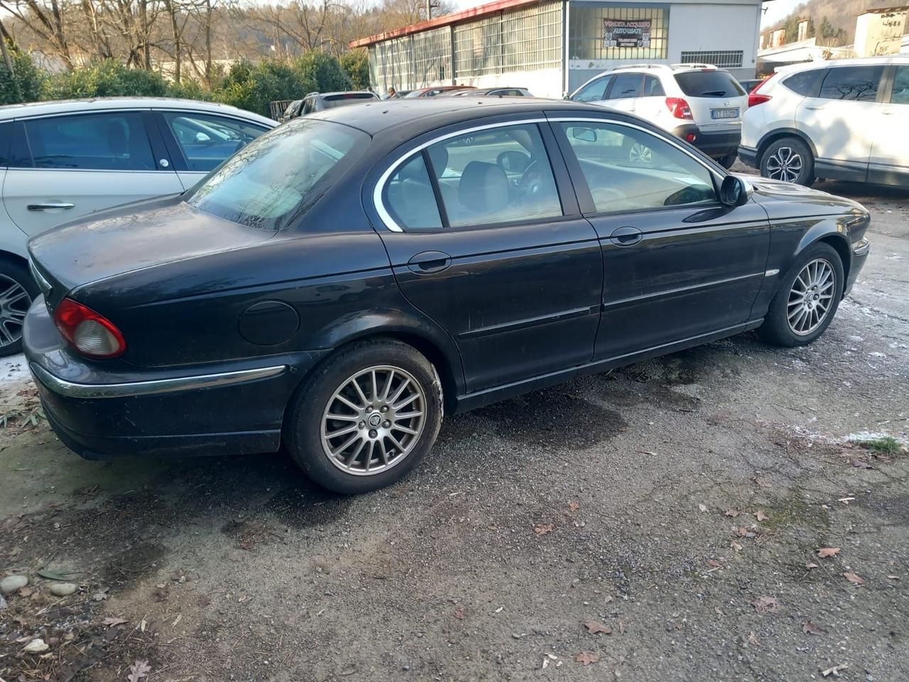 Jaguar X-Type 2.2D cat Executive
