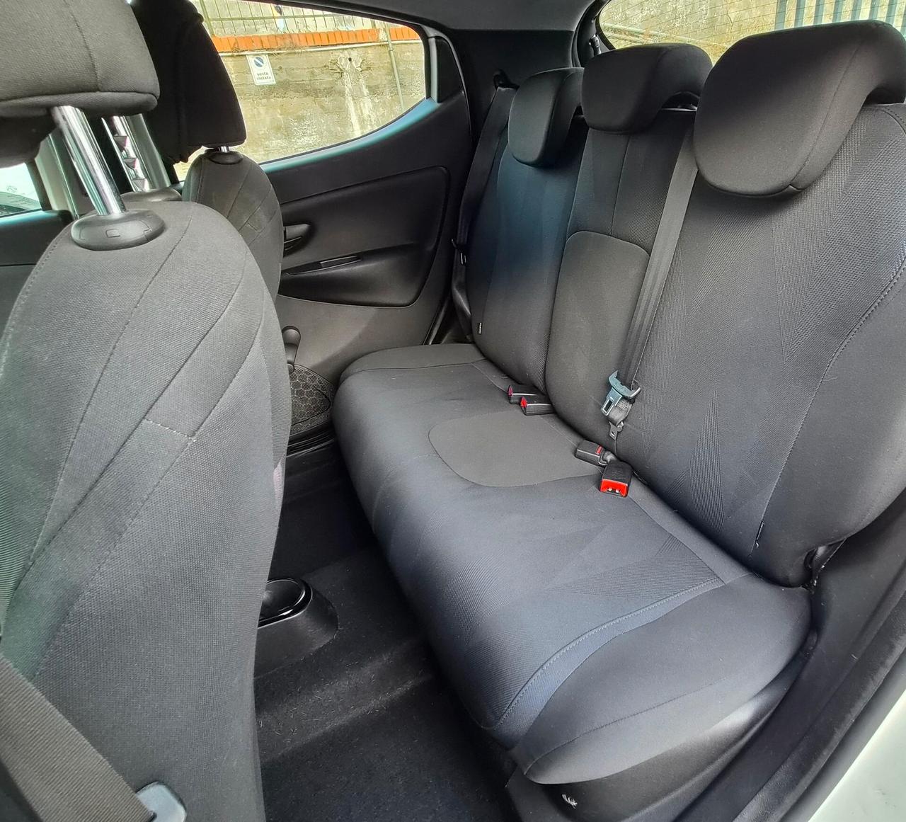 Lancia Ypsilon 1.2 69 CV 5 porte GPL Ecochic Gold