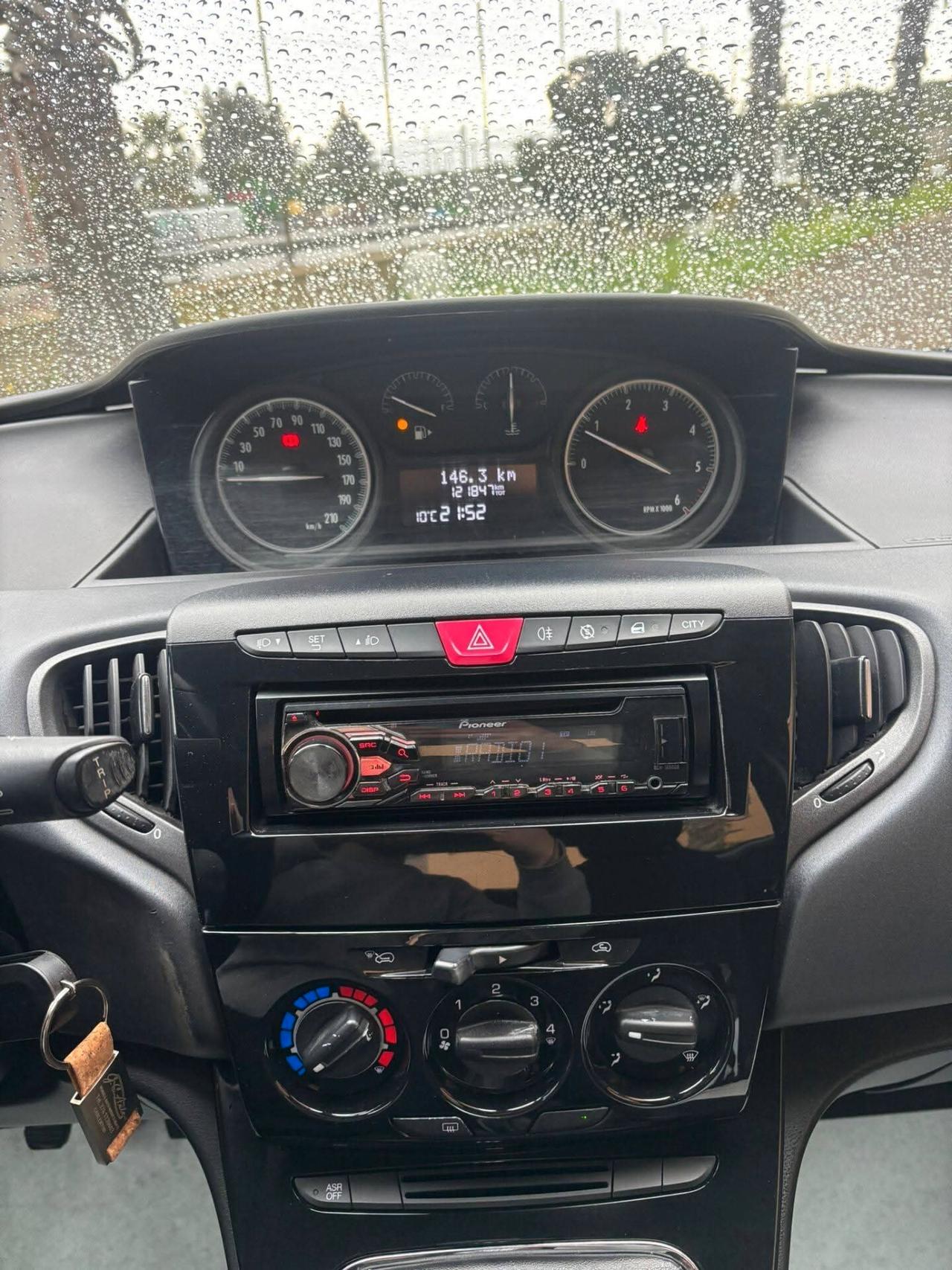 Lancia Ypsilon 1.3 MJT 16V 95 CV 5 porte S&S Platinum