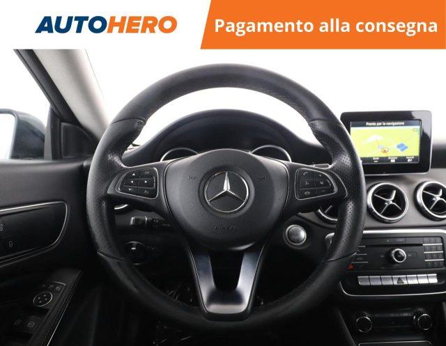 MERCEDES-BENZ CLA 200 d Automatic Sport