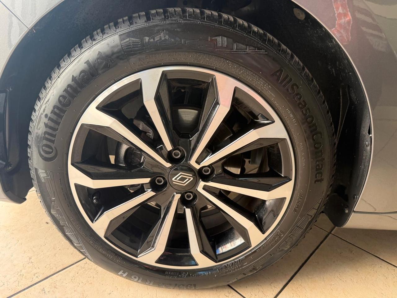Renault Clio TECHNO 1.0 TCe 90 CV