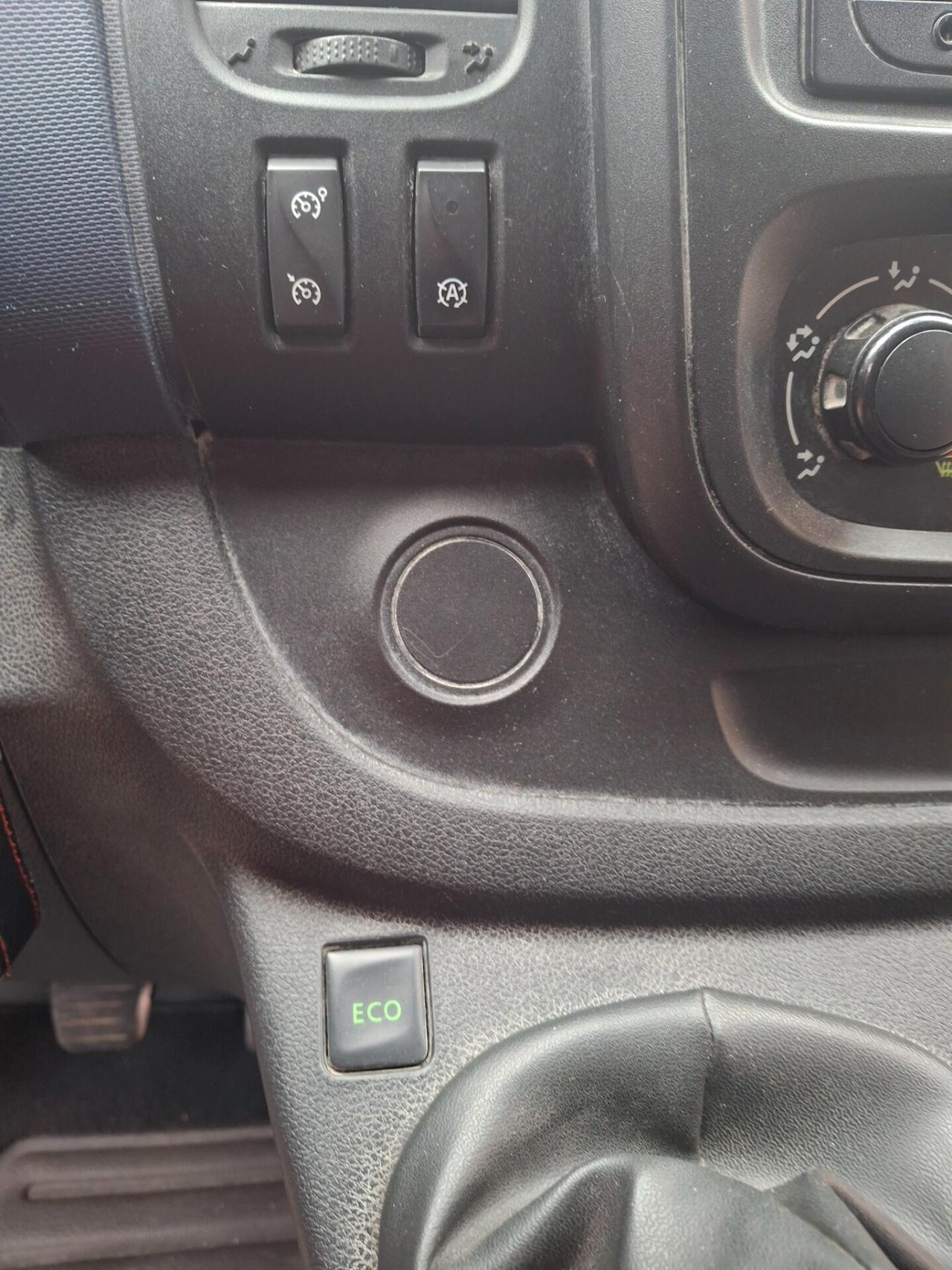 Opel Vivaro 1.6 BiTurbo 140CV 6POSTI AUTOCARRO!!!