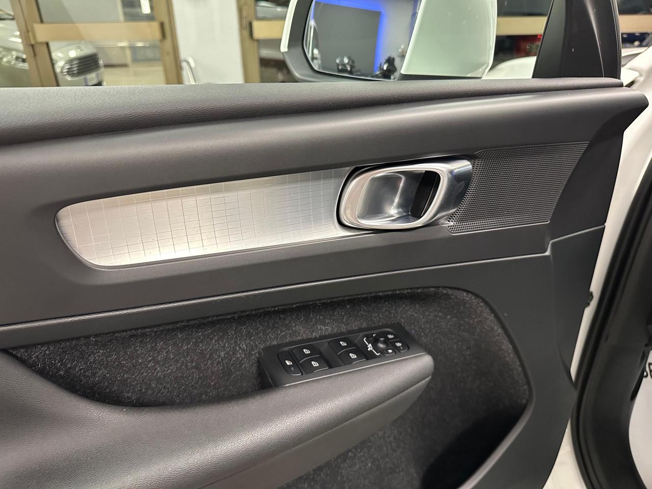 Volvo XC40 D3 Geartronic euro 6 d -Temp