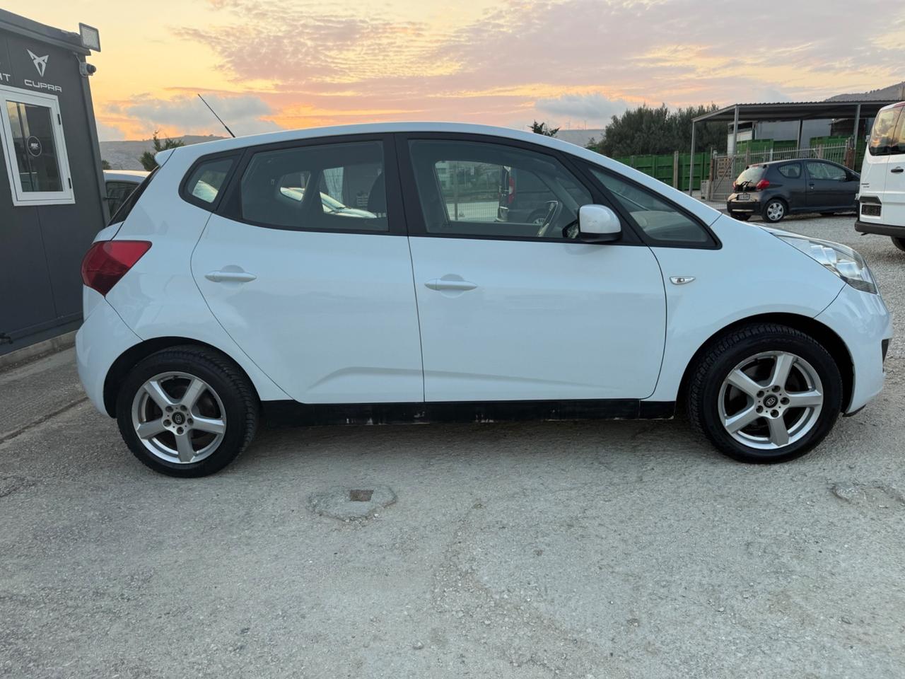 Kia Venga 1.4 CRDi 90CV Active