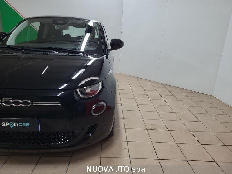 FIAT 500 500e 3+1 42 kWh ICON
