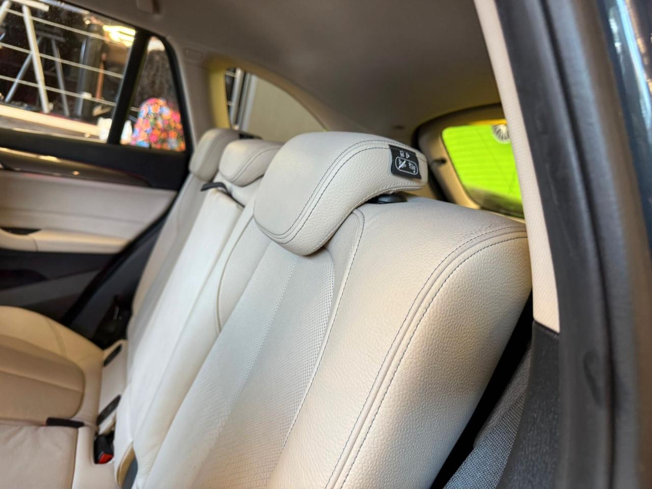 Bmw X1 sDrive18d xLine