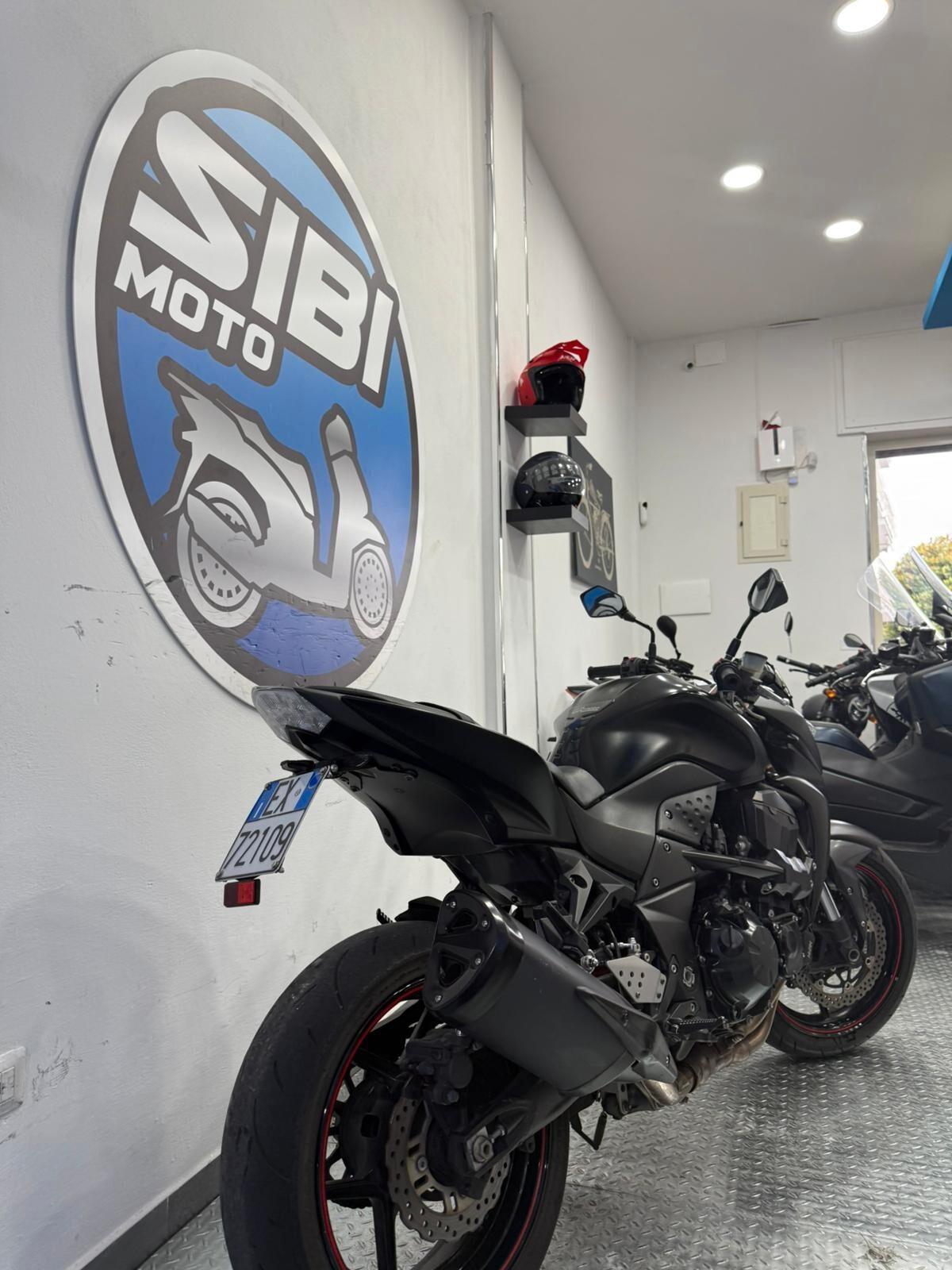 KAWASAKY 750 BLACK ADITION