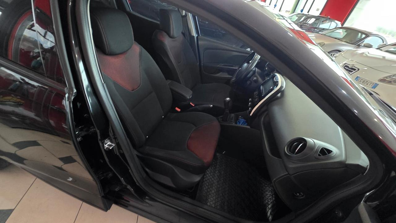 Renault Clio 1.2 75CV GPL 5 porte Costume National