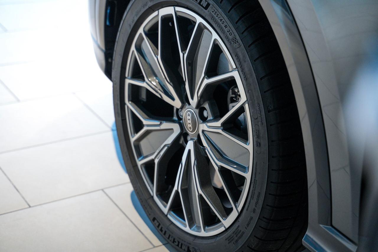 Audi Q5 TDi 150 kW mHEV+ S tronic quattro Launch edition line