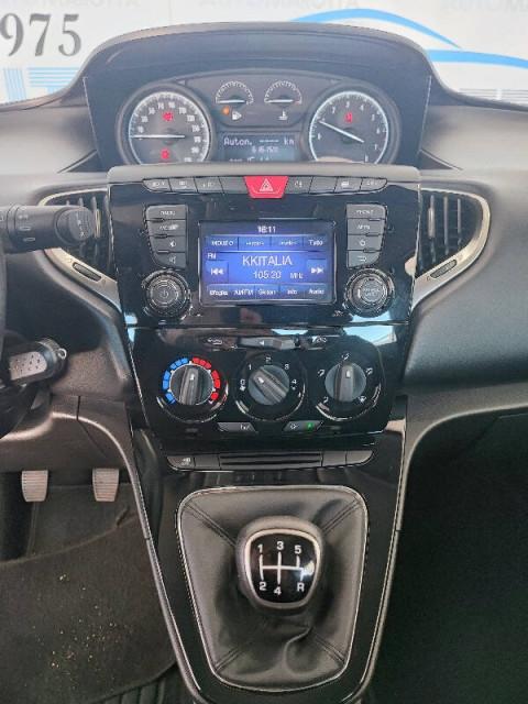 Lancia Ypsilon 1.2 Gold 69cv