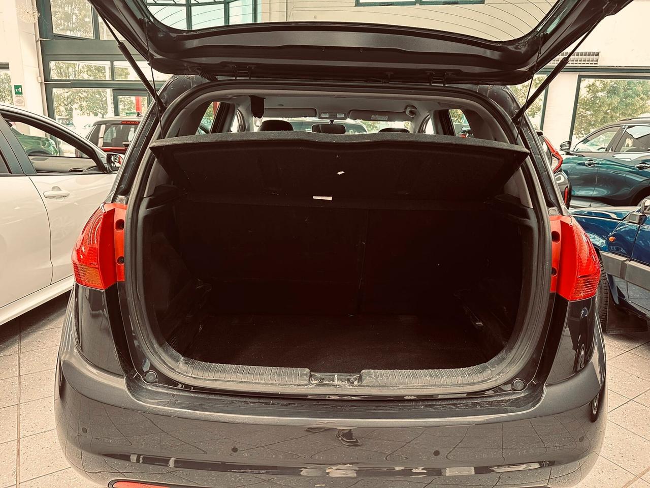 Kia Venga 1.4 CVVT Cool