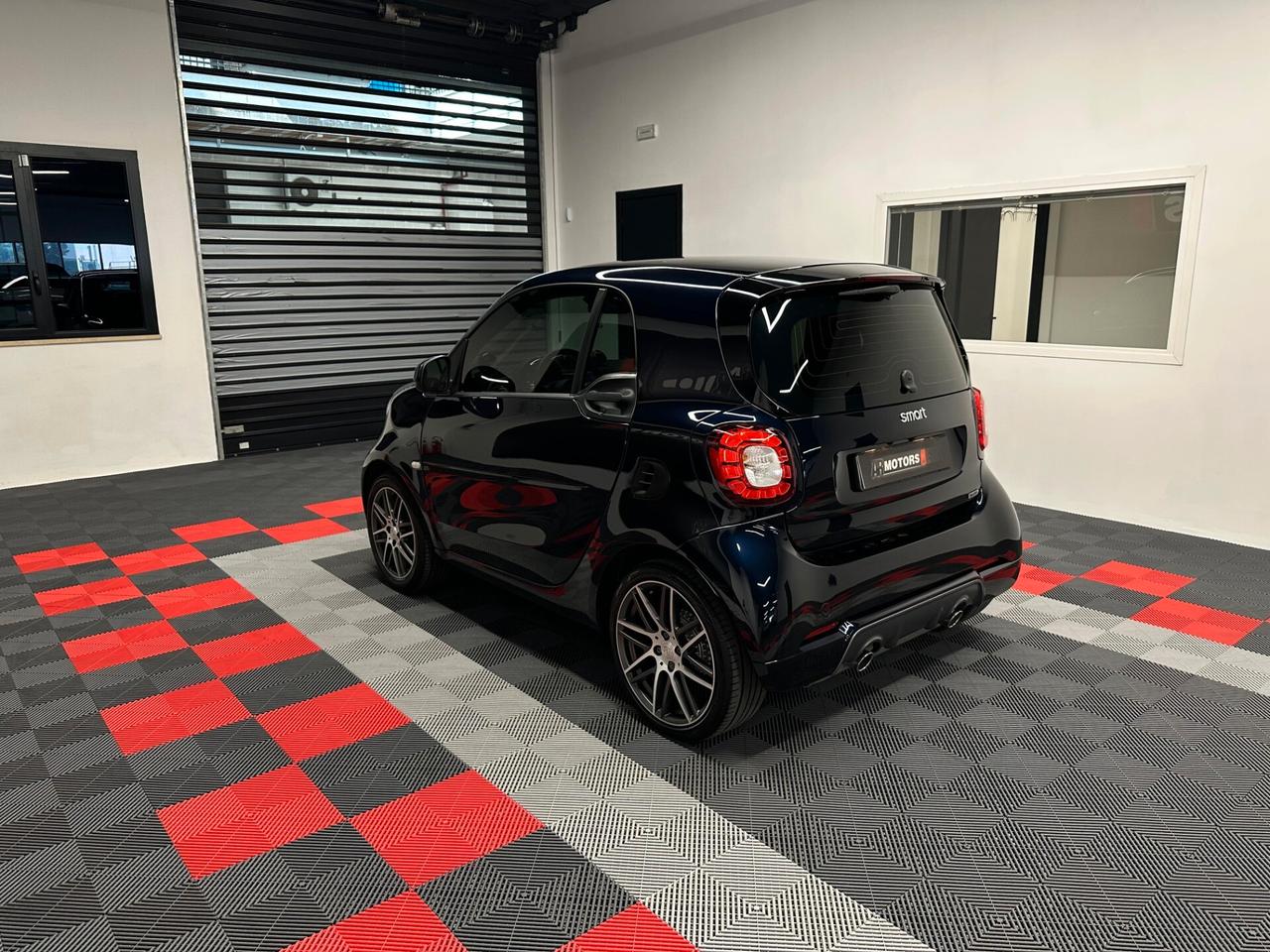 Smart ForTwo BRABUS 0.9 Parisblue