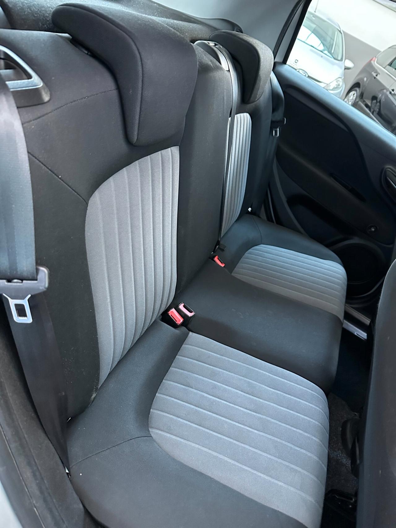 Fiat Punto 1.2 Benz, Euro 6, si neopat, uni propriet, perfetta