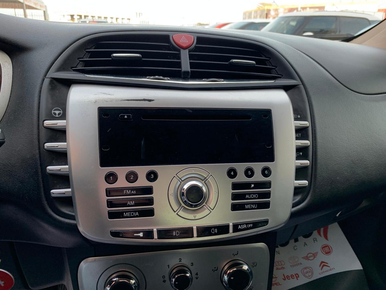 Lancia Delta 1.6 MJT DPF 105 CV Silver