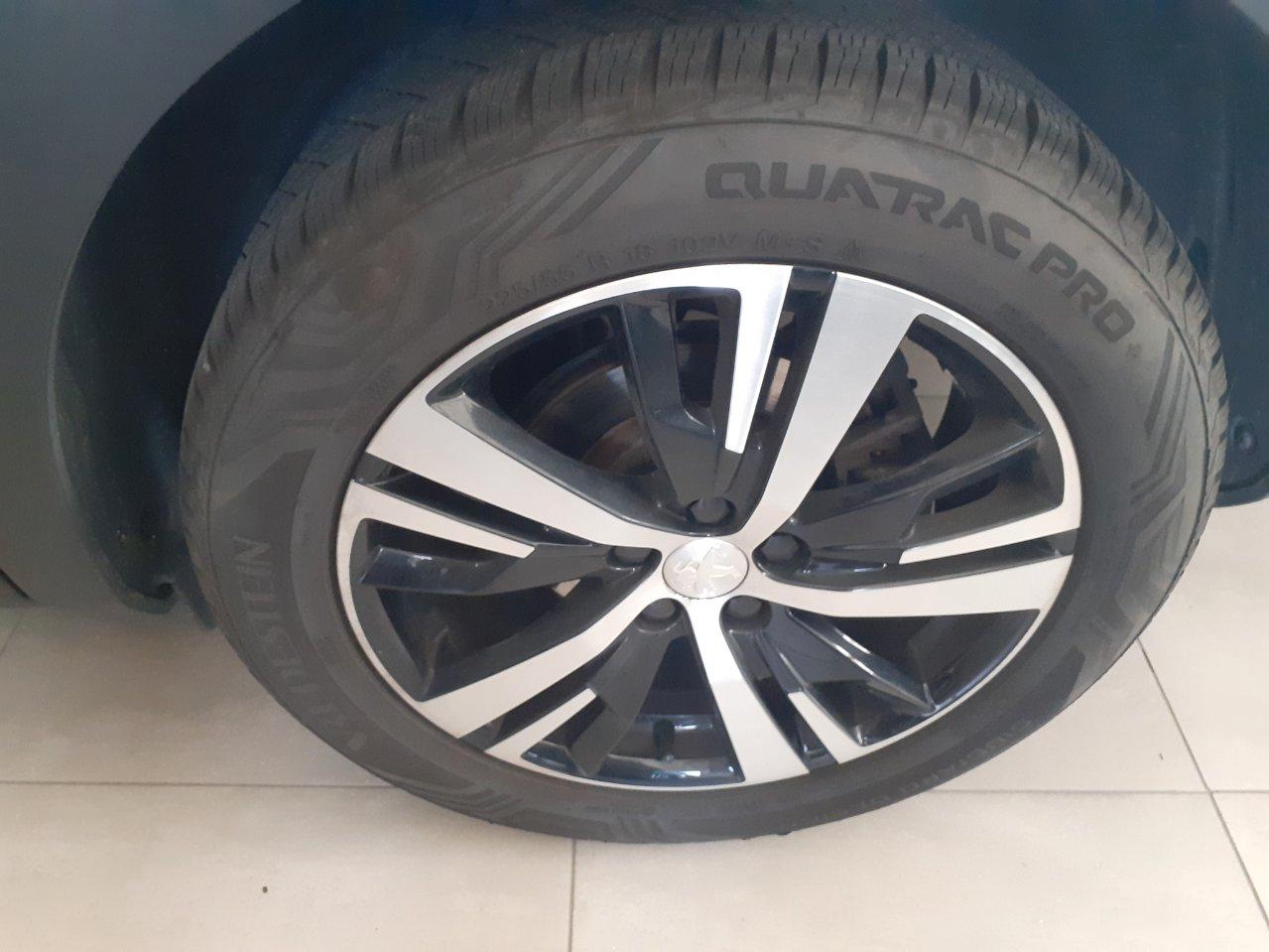 PEUGEOT 3008 1.5 BHDi EAT/8