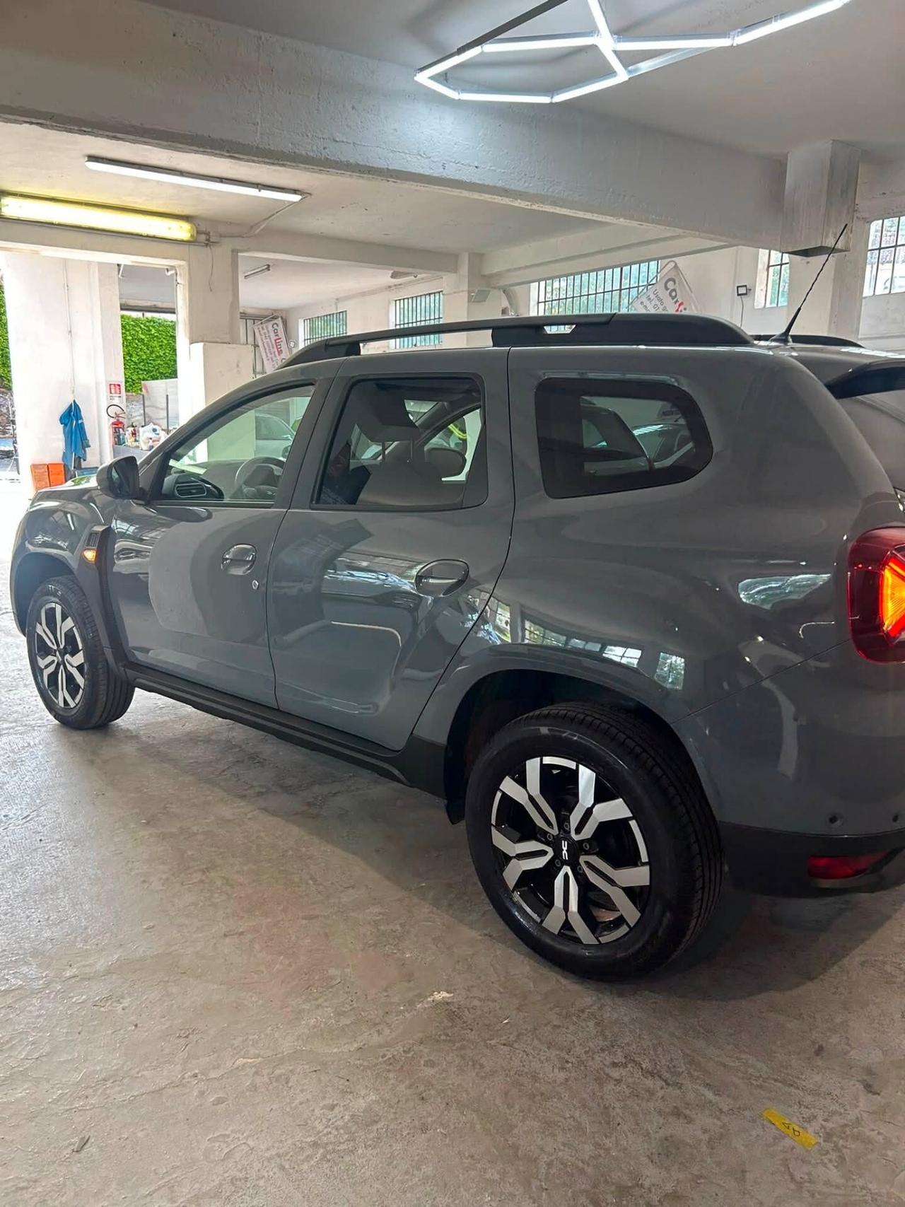 Dacia Duster 1.0 GPL -2023 (VENDUTA)