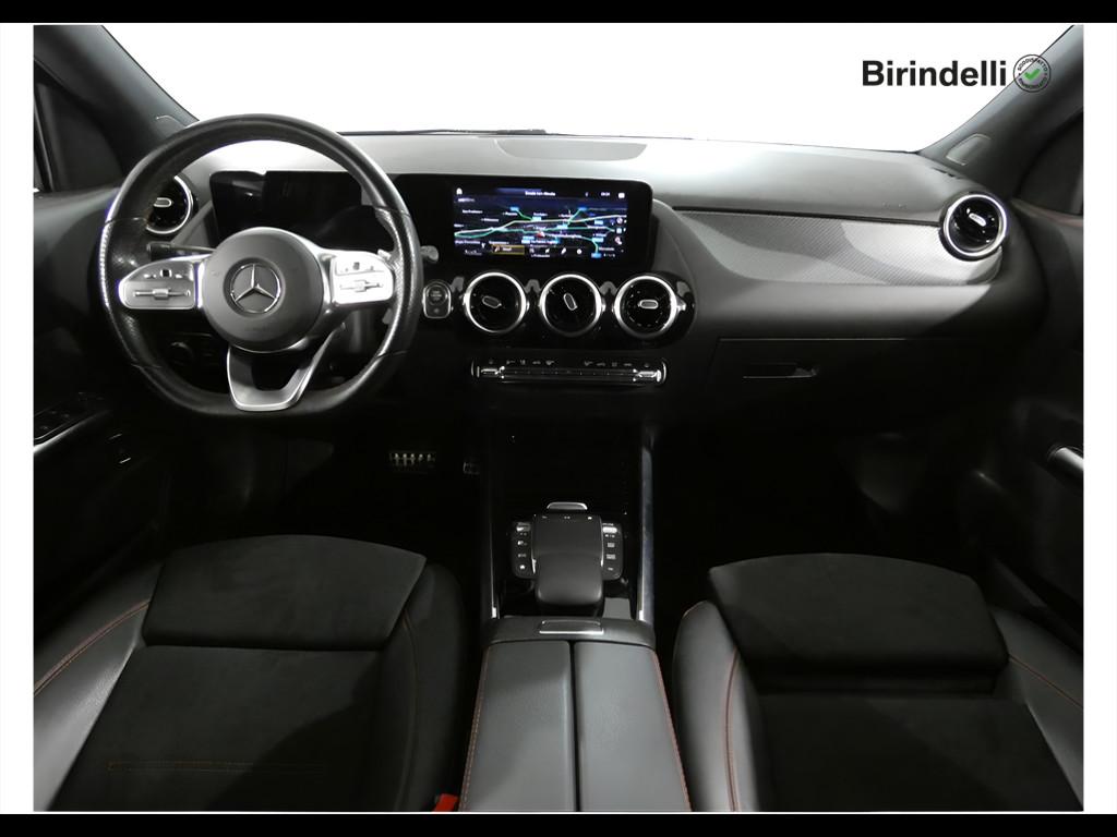 Mercedes-Benz GLA (H247) - GLA 200 d Automatic Premium