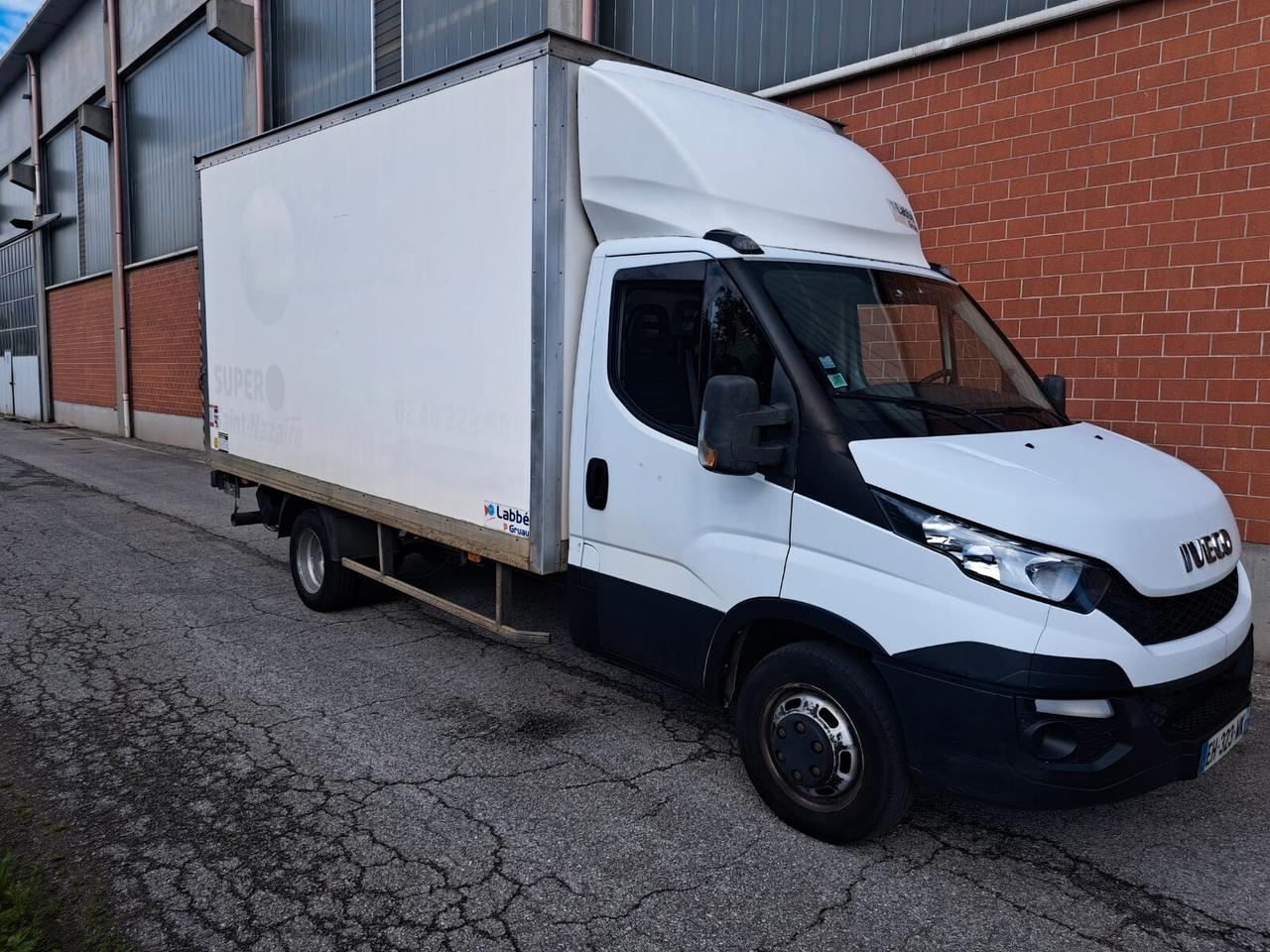 Carro attrezzi Iveco Daily 35C15