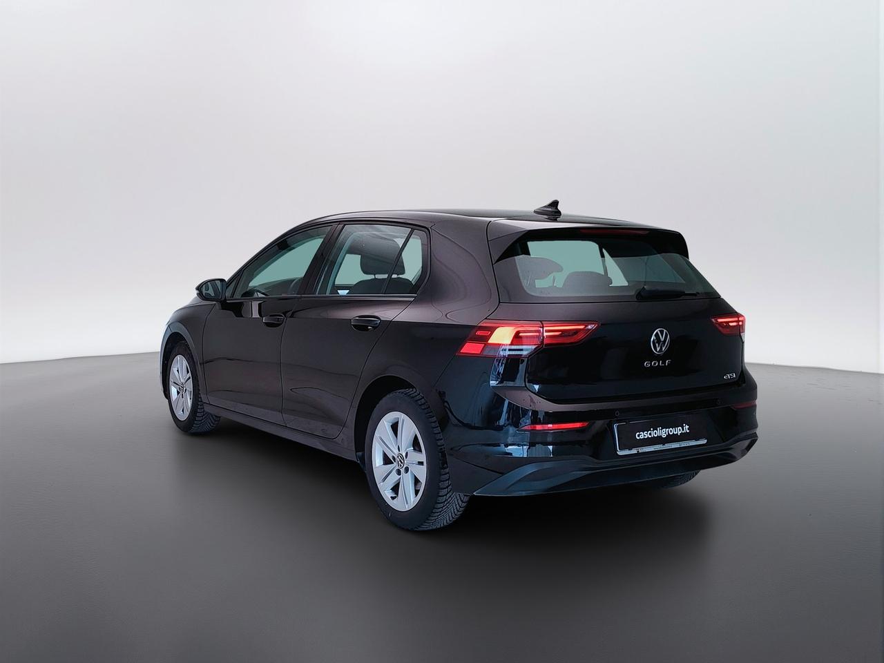 VOLKSWAGEN Golf VIII 2020 - Golf 1.0 etsi evo Life 110cv dsg