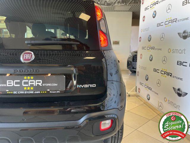 FIAT Panda Cross 1.0 Hybrid *DISPLAY COLORI