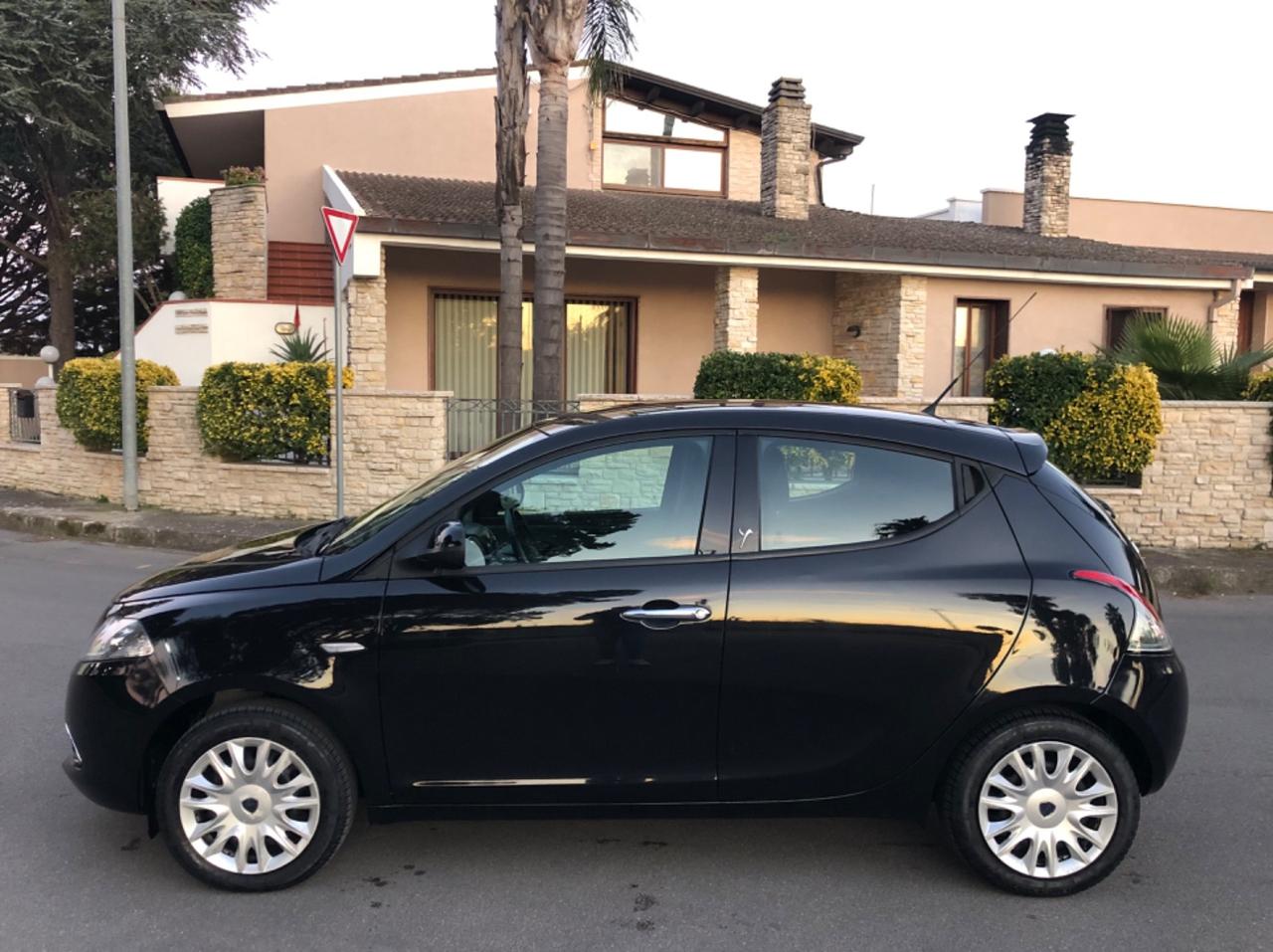 LANCIA Y 1.2 BENZINA/GPL PLATINUM 2013