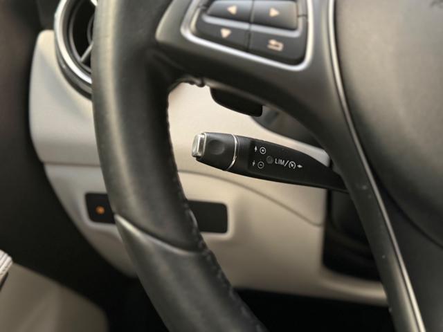 MERCEDES-BENZ GLA 180 d Automatic Sport
