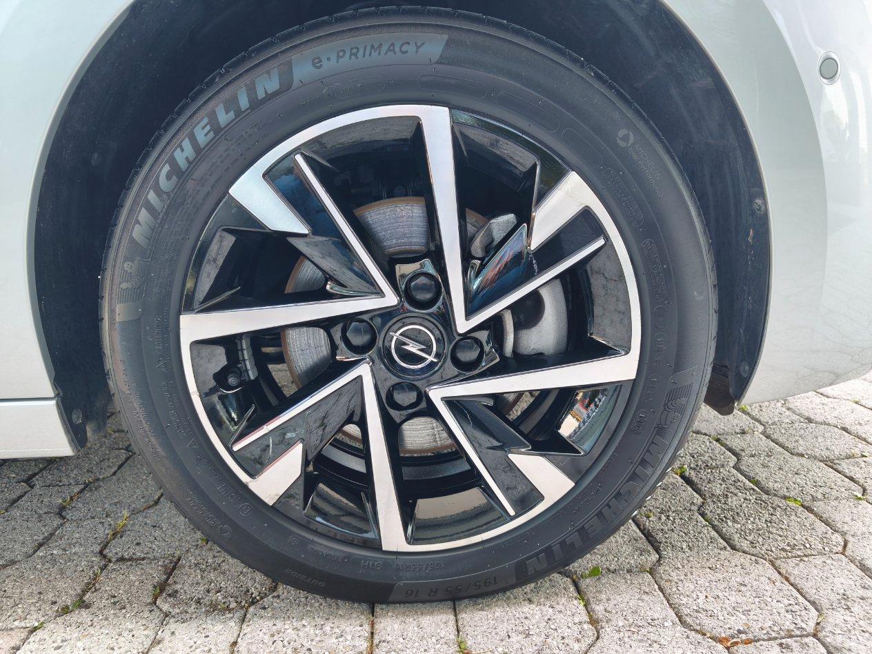 Opel Corsa 1.2 GS s&s 100cv OK NEOPATENTATI