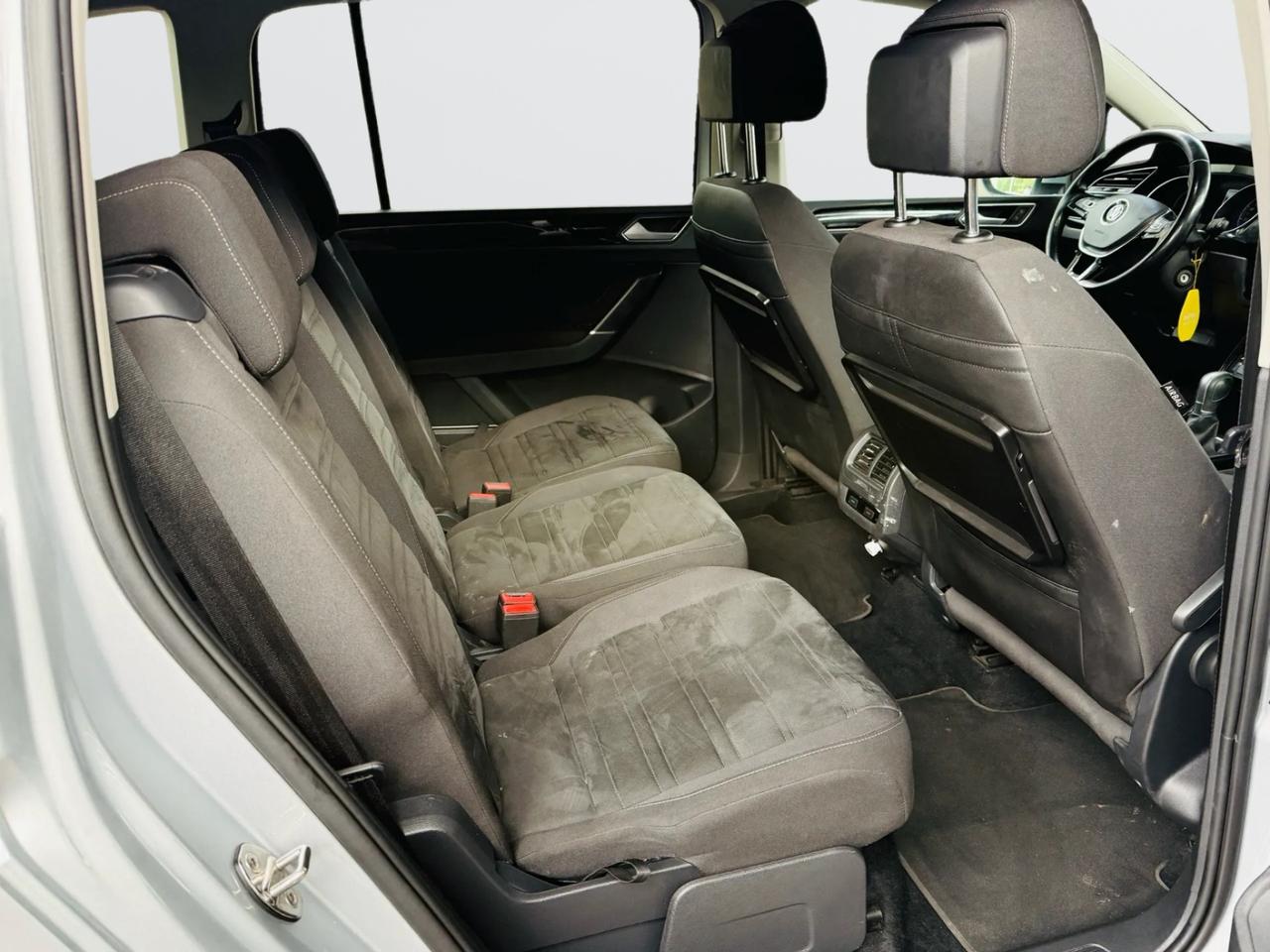 VOLKSWAGEN TOURAN*AUTOMATICA*7 POSTI*1.6*116 CV*