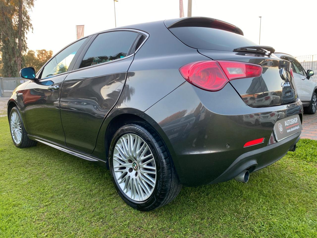 ALFA ROMEO - Giulietta - 2.0 JTDm-2 140 CV Distinctive - NEOPATENTATI - FINANZIABILE - PERMUTE