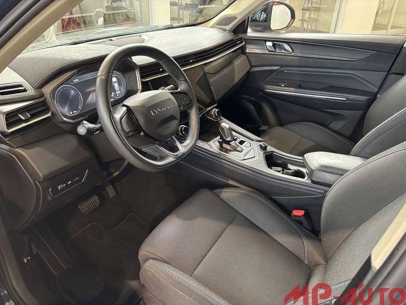 Lynk & Co 01 01 PHEV