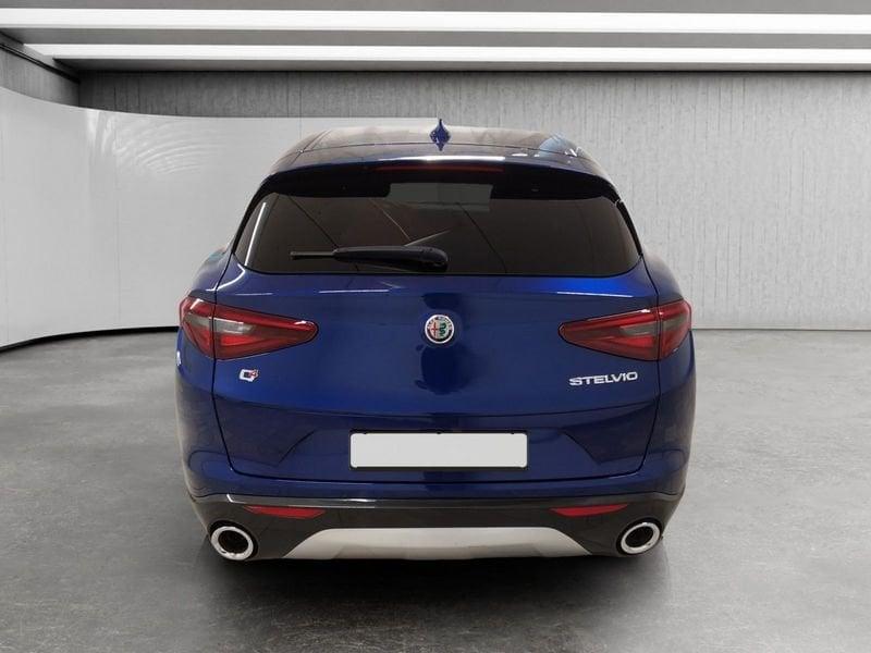 Alfa Romeo Stelvio 2.2 t Executive Q4 190cv auto