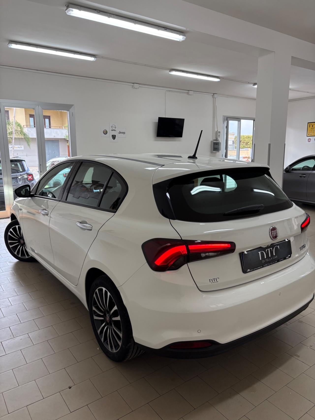 Fiat Tipo 1.6 Mjt 5 porte Full Led