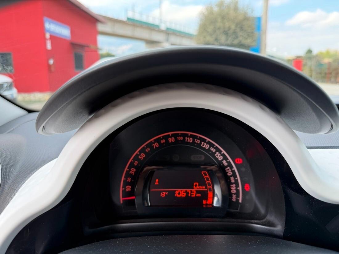 Renault Twingo SCe 65 CV Urban Night