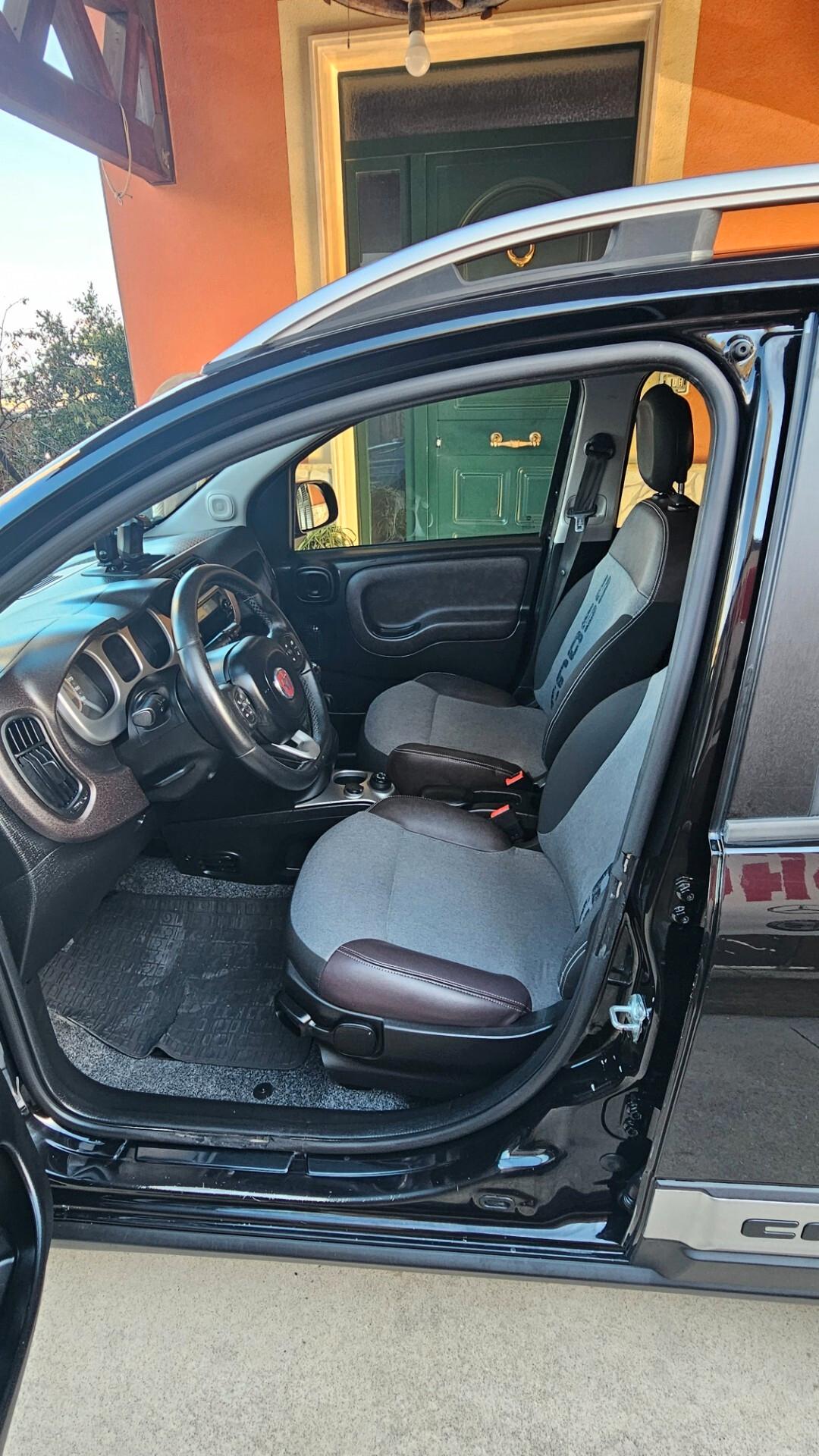 Fiat Panda 1.3 MJT 4X4 CROSS 95 CV S&S Lounge