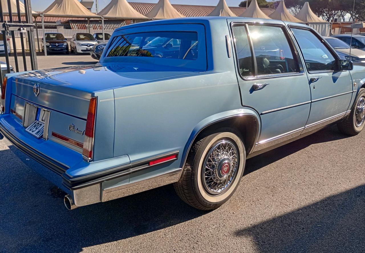 Cadillac Fleetwood 1985 ASI Full Optional