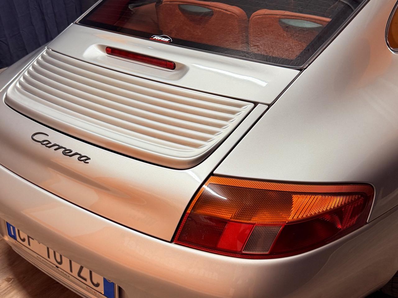 ESEMPLARE UNICO DI PORSCHE 996, IMMATRICOLATO NEL 1998 ISCRITTA ASI CON CRS A LIBRETTO.