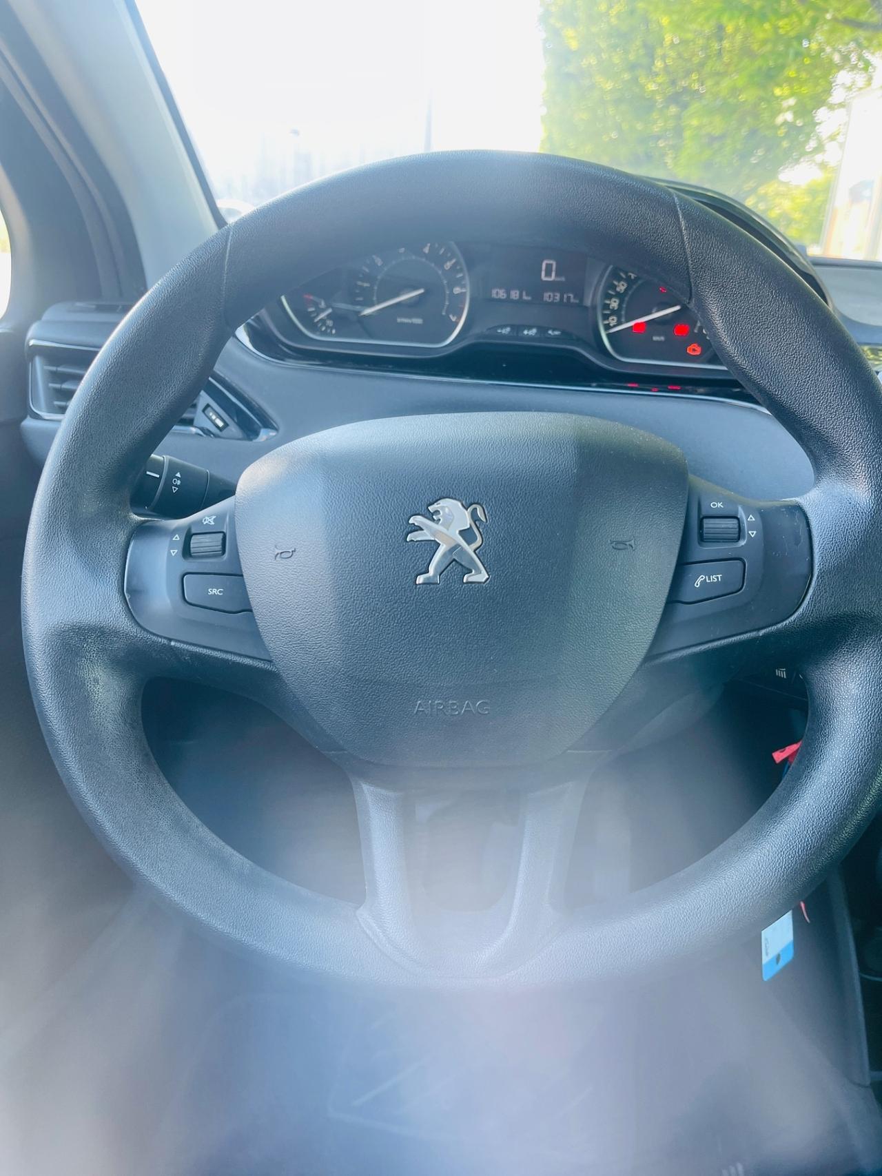 Peugeot 208 PureTech 82 5 porte Active